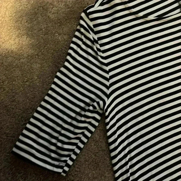 Old Navy dress size small - Picture 3 of 3